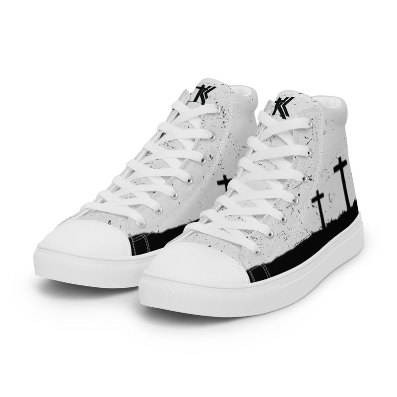 Women’s high top canvas shoes