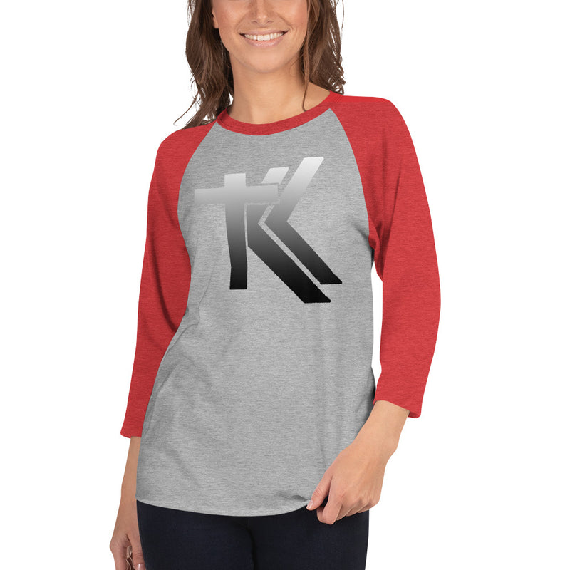 3/4 sleeve raglan shirt